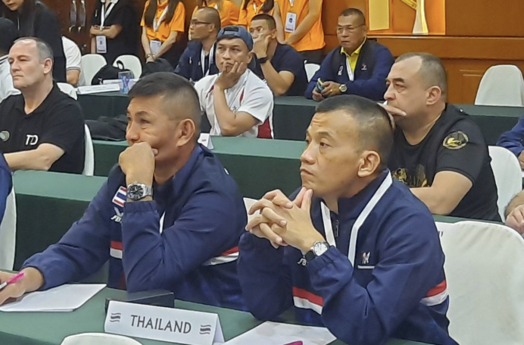 กำปั้นไทย ยู-22