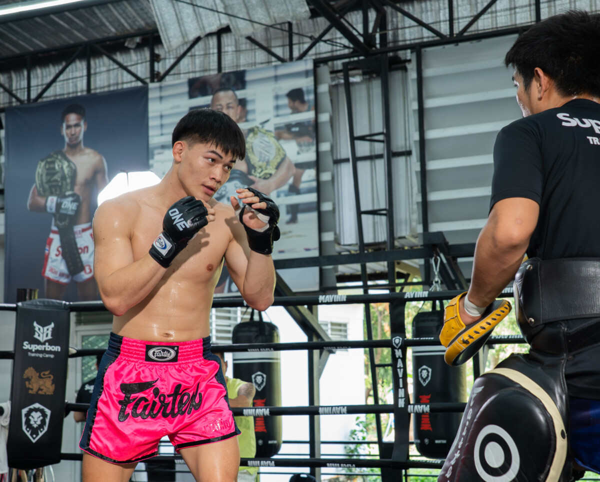 แรมโบ้เล็ก - โชว์ฟิตลั่นเตรียมทีเด็ดซัด อับดุลลา ศึก ONE Fight Night 39