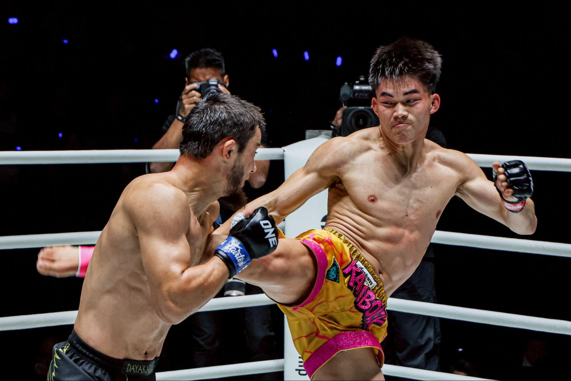 แรมโบ้เล็ก - ทะลวงไส้ อับดุลลา รั้งแรงกิ้งสำเร็จ ศึก ONE Fight Night 39