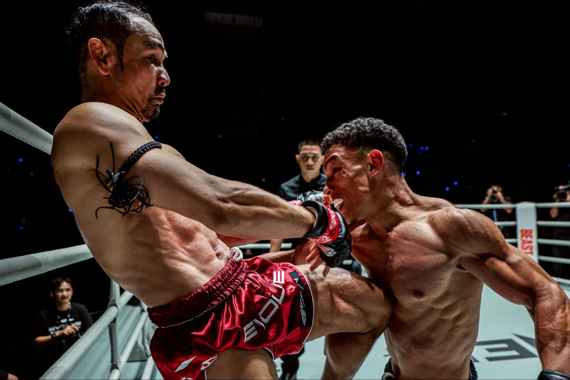 สามเอ - โชว์เก๋าเตะก้านคอดับสด เอลเมห์ดี ศึก ONE Fight Night 42