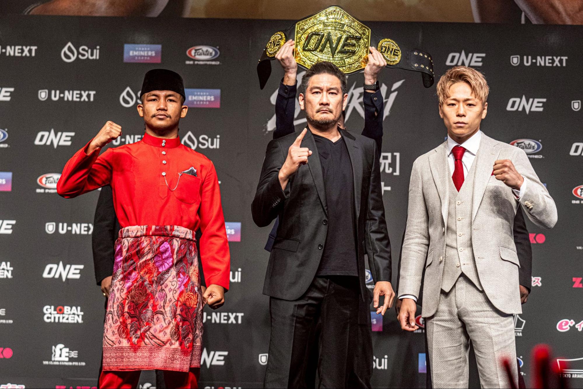 รถถัง - มั่นใจนำเข็มขัดแชมป์กลับไทย ด้าน บอสชาตรี ประกาศสร้างความยิ่งใหญ่